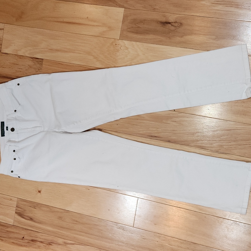 LRL Lauren Jean Company Classic Straight Jeans white denim,  Size 8